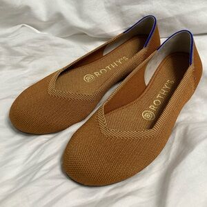 Tan/orangish Rothy’s flat shoe 6-1/2